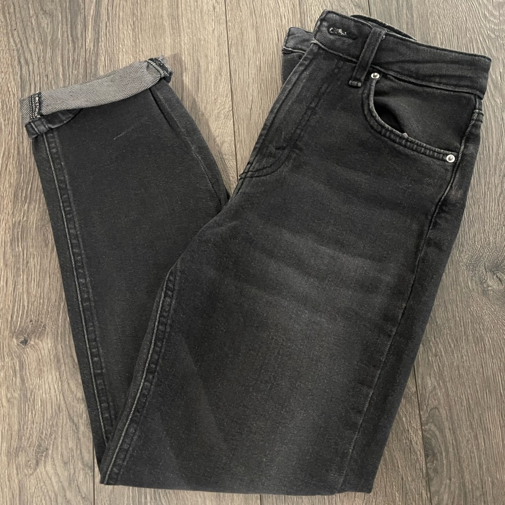 Black Mom Jeans!